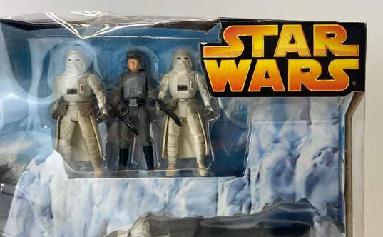 Hasbro Star Wars Battle Pack Assault On Hoth Action Figures image number 2