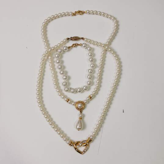 5 Piece Gold Tone Pearl Necklace, Bracelet, And Earing Bundle image number 3