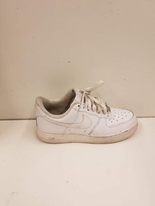 Nike Air Force 1 Low Triple White Sneakers DD8959-100 Size 8 image number 1