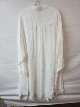 Torrid White Crinkle Gauze Shirt Kimono Size 3 alternative image