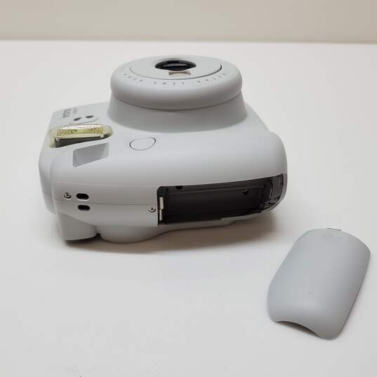 Fujifilm Instax Mini 9 Instant Camera, Smokey White Untested image number 3