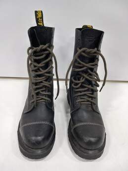 DOC MARTINS BOOTS WOMENS SIZE 8