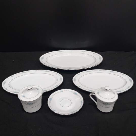 Style House Fine China Serving Pieces image number 1