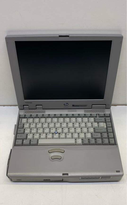 Toshiba Tecra 500CDT 12" Intel Pentium PC image number 1