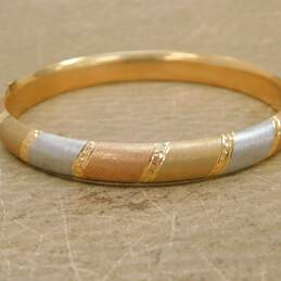 14K Tri Color Gold Brushed & Diamond Cut Diagonal Etched Hinged Bangle Bracelet 10.0g