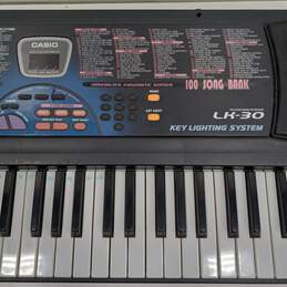 Casio Electronic Key Lighting System Keyboard LK-30 alternative image