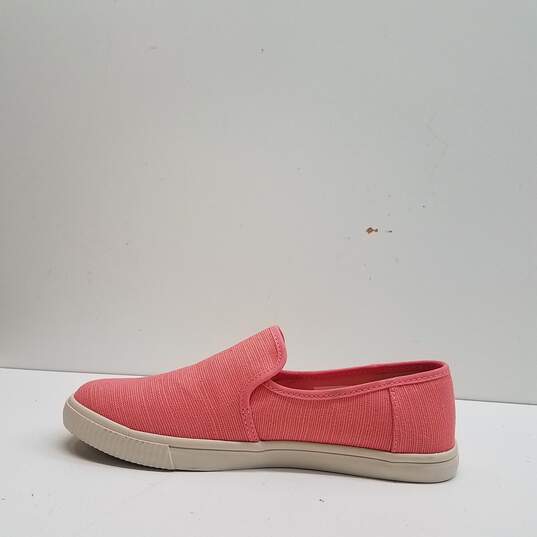 Toms Women's Simple Peach Slip On Shoes Size. 7 image number 2