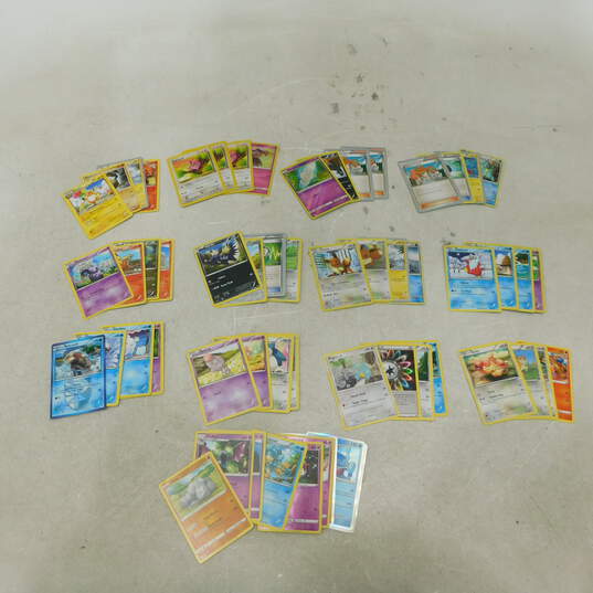 Pokemon TCG Lot of 100+ Cards Bulk with Holofoils and Rares image number 3