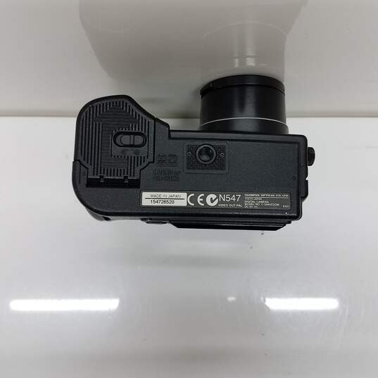 OLYMPUS C3040 3.2MP Digital Camera w/ 3x Optical Zoom Black image number 5