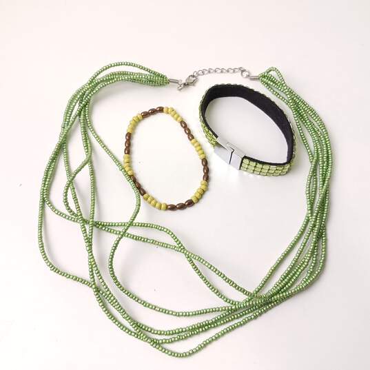 5pc Green Fashion Jewelry Bundle image number 3