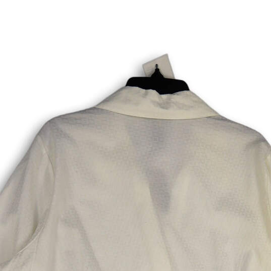 NWT Womens White Spread Collar Long Sleeve Button-Up Shirt Size 22/24 image number 4