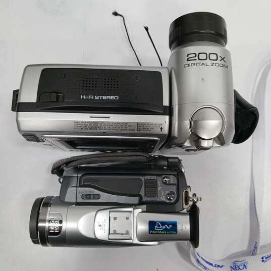 Pair of Camcorders Canon Elura 65 & Sharp Viewcam VL-H860 w/ Accessories In Case image number 4