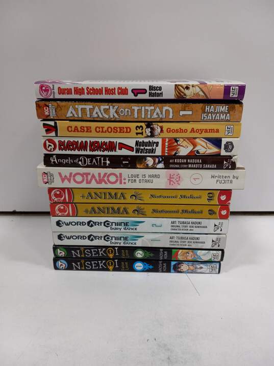 Bundle of 12 Assorted Manga Anime Softcover Books image number 1