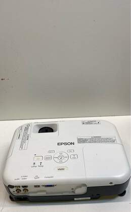 Epson LCD Projector Model H433A alternative image