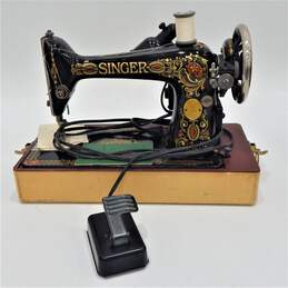 1924 Singer 66 Sewing Machine W/ Pedal Manual & Case alternative image