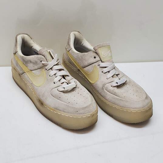 Nike Suede Air Force 1 Size 7 image number 1