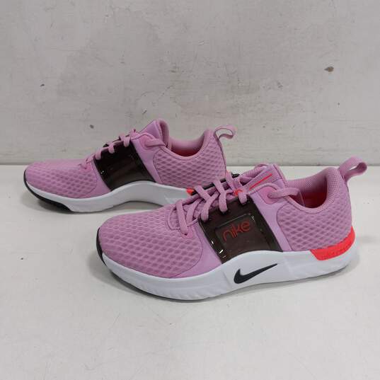 Women’s Nike Renew In Season TR 10 Running Training Shoes Sz 7.5 image number 2