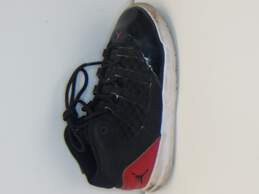 Air Jordan Max Aura Black, Red Boy's Size 10C