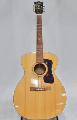 Guild F-30-NT Acoustic Guitar w Hard Shell Case