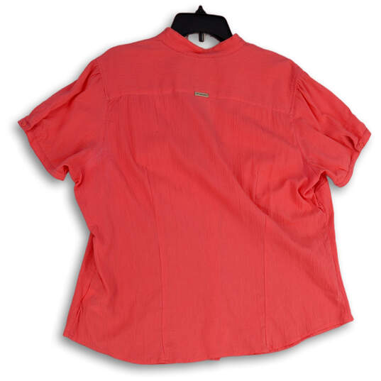 NWT Womens Pink Mandarin Collar Short Sleeve Button-Up Shirt Size 1X image number 2