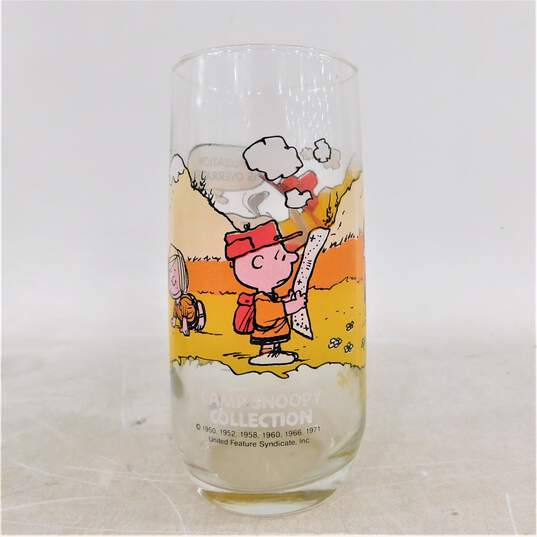 Vintage McDonald's Camp Snoopy Collection Set of 5 Glasses Charlie Brown Peanuts image number 7