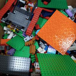 9 lbs. Bulk Assorted Mixed Lego Building Blocks