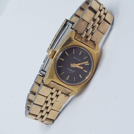 Tradition Electronic Gold Tone Vintage Wristwatch image number 5