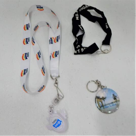 Miscellaneous Keychains Assorted Lot image number 3