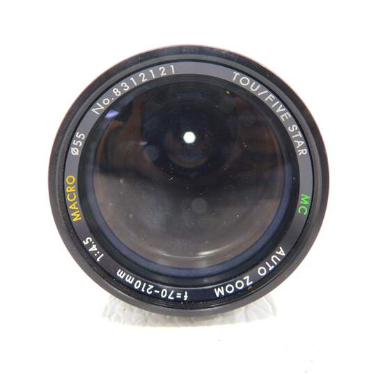 Minolta XG-9 35mm SLR Film Camera w/ 2 Lenses, Flash & Neck Strap image number 17