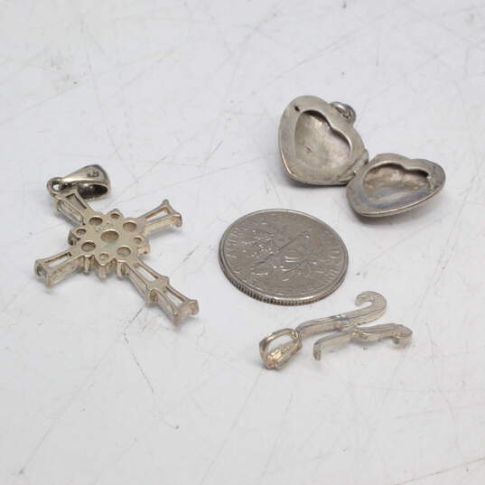 Assortment of 3 Sterling Silver Pendants - 5.9g image number 5