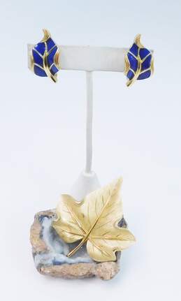 Vintage Crown Trifari Blue Enamel & Gold Tone Brushed Leaf Brooch & Clip On Earrings 33.6g