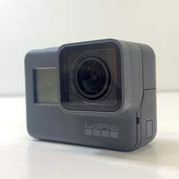 GoPro HERO5 Action Camera alternative image