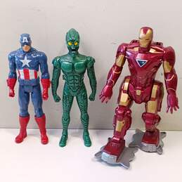Mixed Lot Of Superhero Action Figures & Toys alternative image