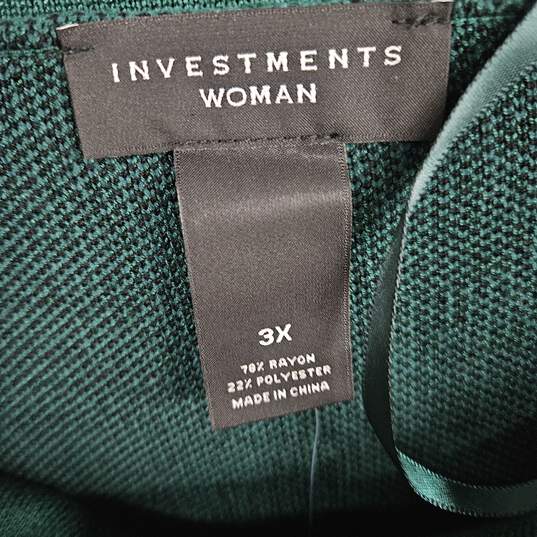 Investments Woman Stripped Sweater image number 3