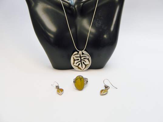 Rustic 925 Leaf Horseshoe Pendant Necklace Crushed Stone Inlay Drop Earrings & Yellow Jasper Cabochon Split Shank Ring 22.1g image number 1