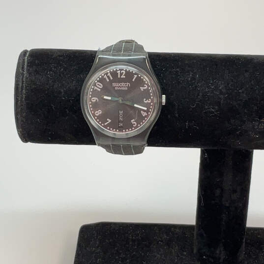 Designer Swatch Swiss Black Adjustable Strap Round Dial Analog Wristwatch image number 1