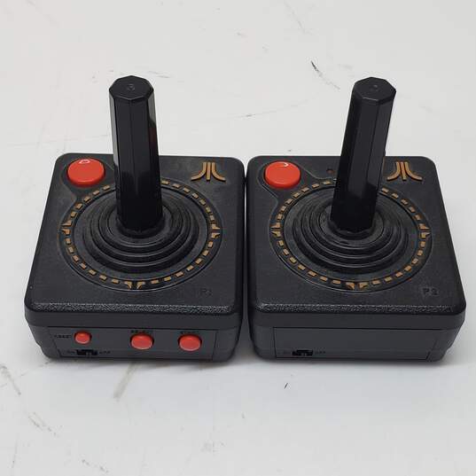 Atari Flashback 5 Classic Game Console with 2 Controllers Untested image number 5