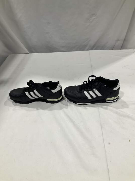 Women's Shoes- Adidas image number 3