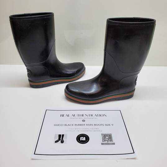AUTHENTICATED MENS GUCCI RUBBER RAIN BOOTS SIZE 9 image number 1