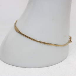 OroAmerica 14K Yellow Gold Heart Herringbone Chain Bracelet - 1.1g alternative image