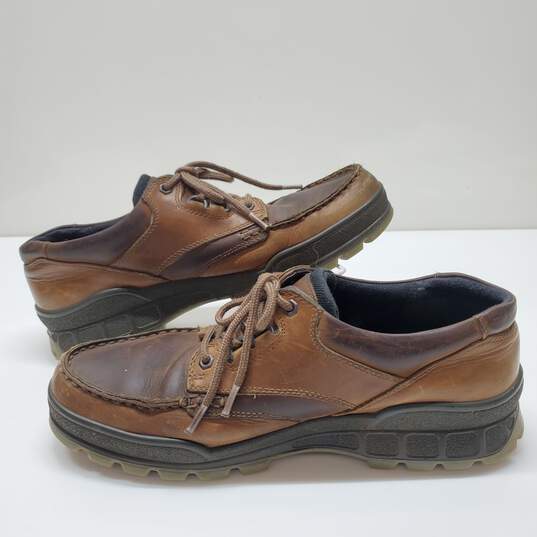 Ecco  Men’s Brown Leather Track Gore Tex Oxfords Size 11 image number 1