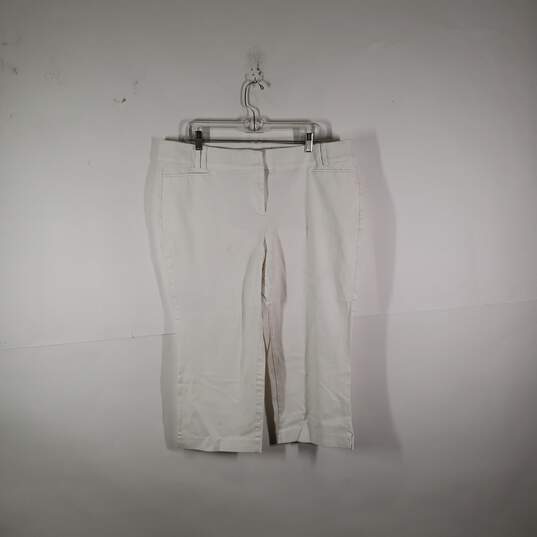 Womens Medium Wash Straight Leg Flat Front Capri Pants Size 18 image number 1