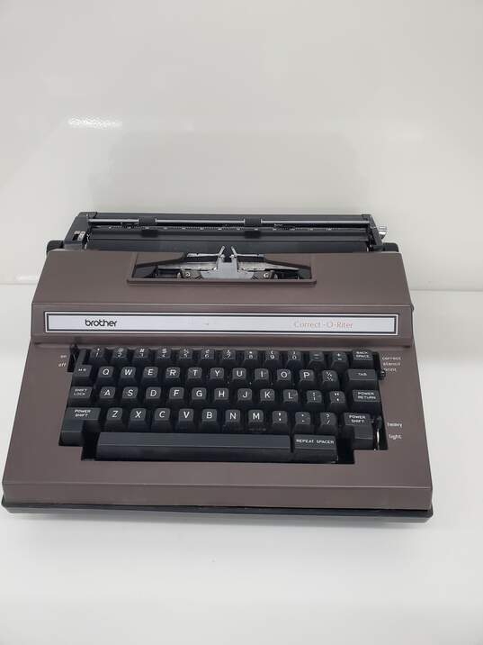 Vintage Brother Correct O Writer Electric Typewriter-untested image number 1