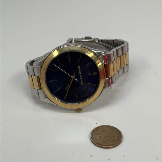 Designer Michael Kors MK-3479 Two-Tone Round Blue Dial Analog Wristwatch image number 3