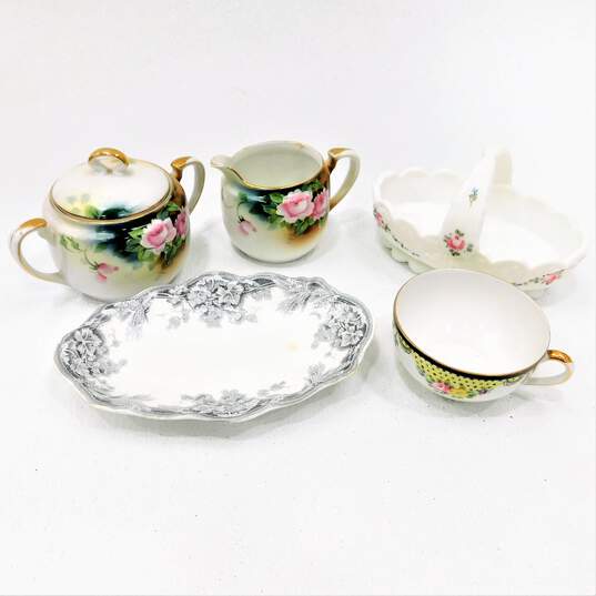 Vintage Ceramic Porcelain Mixed Lot image number 1