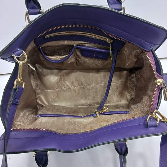 Women's Michael Kors Purple Crossbody Bag Purse image number 4