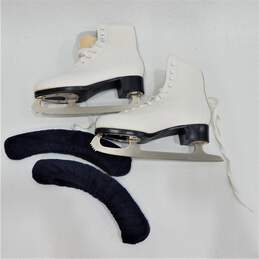 Chicago Women's Size 10 White Leather Ice Skates