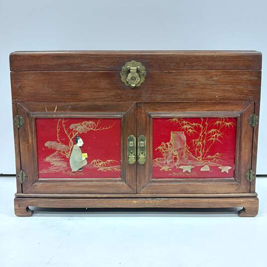 Chinese Wooden Shell Inlay Jewelry Box image number 1