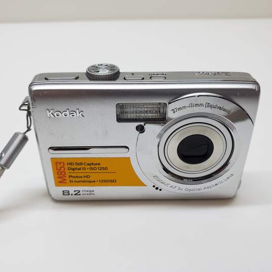 Kodak EasyShare M853 Digital Camera Silver Untested-For Parts/Repair image number 1