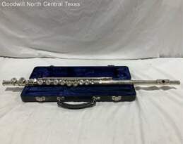 W.T Armstrong Flute 104 Student Model alternative image